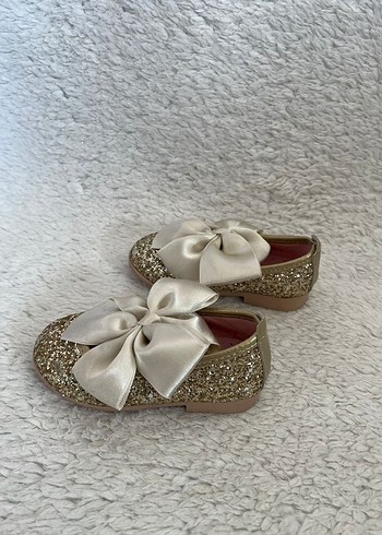 Kız Çocuk Altın fiyonk detaylı babet - Görsel 3