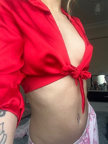 saten crop gömlek
