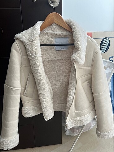Suni Kürklü Bershka Ceket