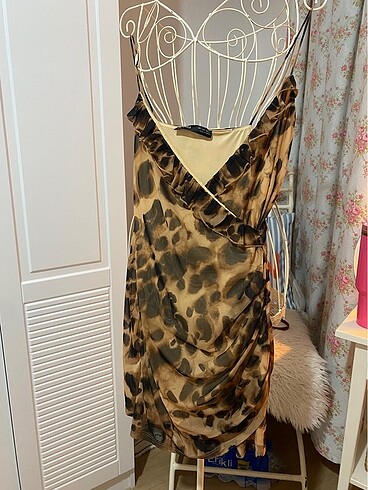 Bershka leopar desen kısa elbise