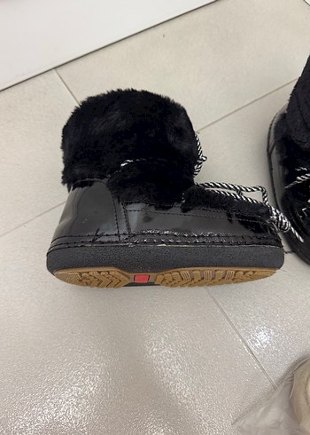 Siyah Kürklü Zebra Desenli Kadın Dolgu Topuk Bot - Görsel 2