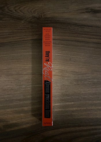 Benefit siyah Renkli Keskin Eyeliner - Görsel 2