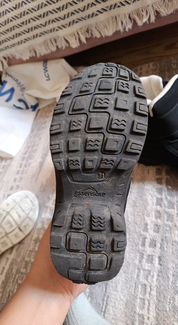 Decathlon Quechua Siyah Su Geçirmez Çocuk Kar Botu - Görsel 3