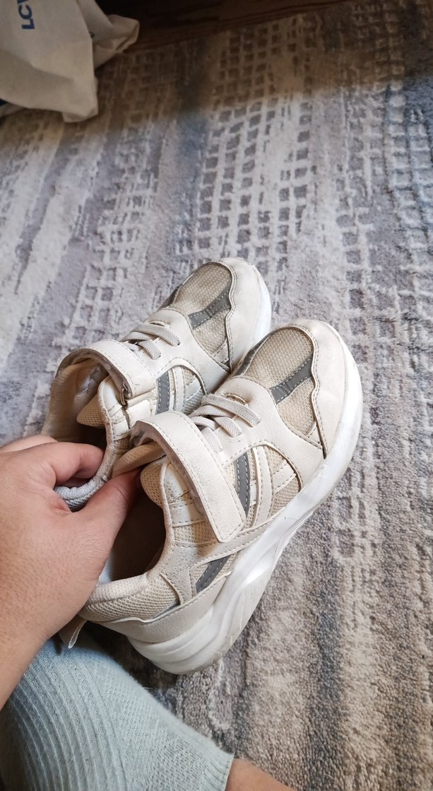 Çocuk Beyaz Gri Cırtlı Spor Ayakkabı - Görsel 2