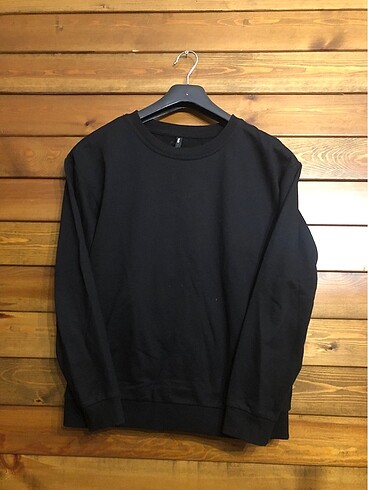 Basic Sweatshirt