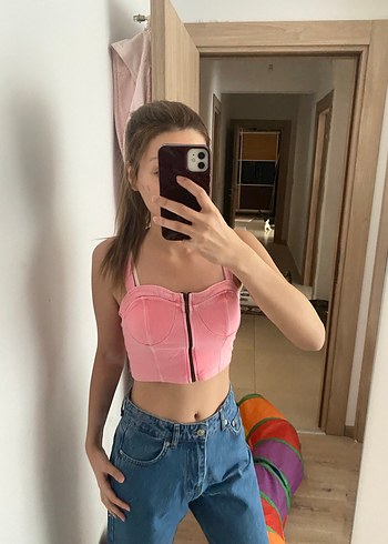 Pembe fermuarlı crop büstiyer