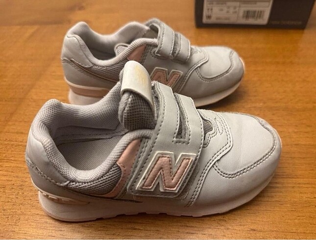 New Balance Çocuk Spor Ayakkabı