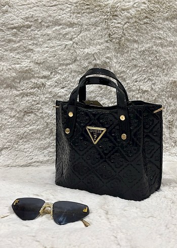 GUESS Kadın Çanta