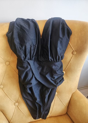 Drapeli Siyah Strappy Kadın Mayo