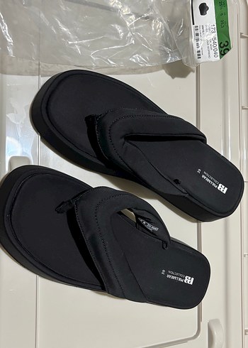 39 Beden Pull&Bear Siyah Platform Topuklu Kadın Terlik