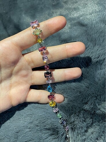 Diğer renkli swarovski taş işlemeli bileklik
