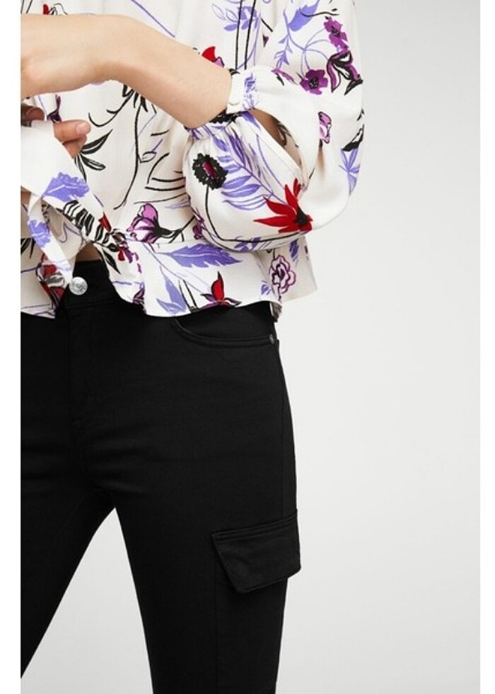 MANGO Pocket Details Kargo Jean  - Görsel 4