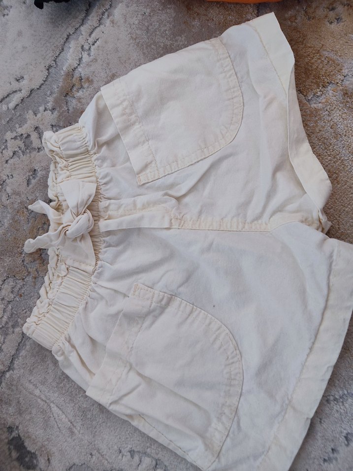 Kız Çocuk Fırfırlı Keten Şort - Görsel 2