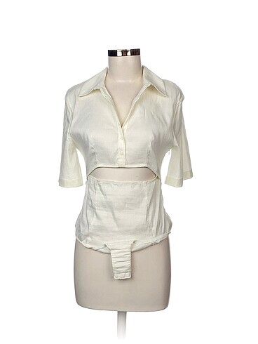 Zara Bluz %70 İndirimli.
