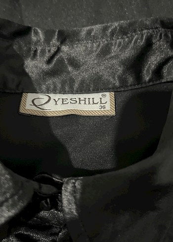 Siyah Düğmeli Gotik Kadın Gömlek - Görsel 3