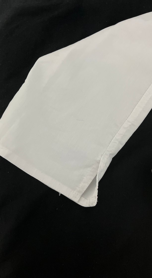 Beyaz V Yakalı bele oturan gömlek - Görsel 3