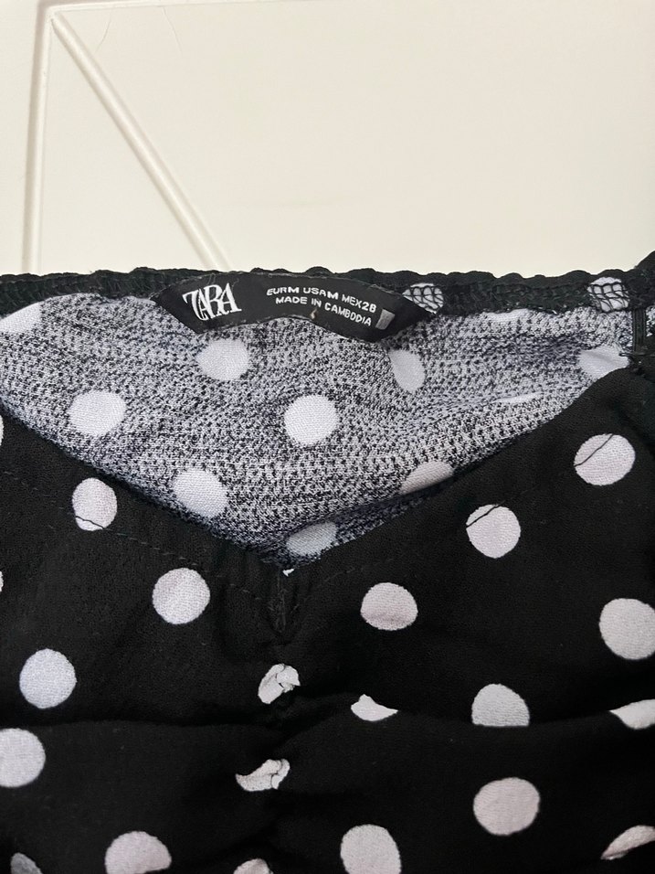 Zara Siyah Puantiyeli V Yaka Midi Elbise - Görsel 2