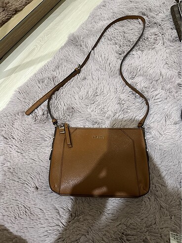 Guess orjinal çanta
