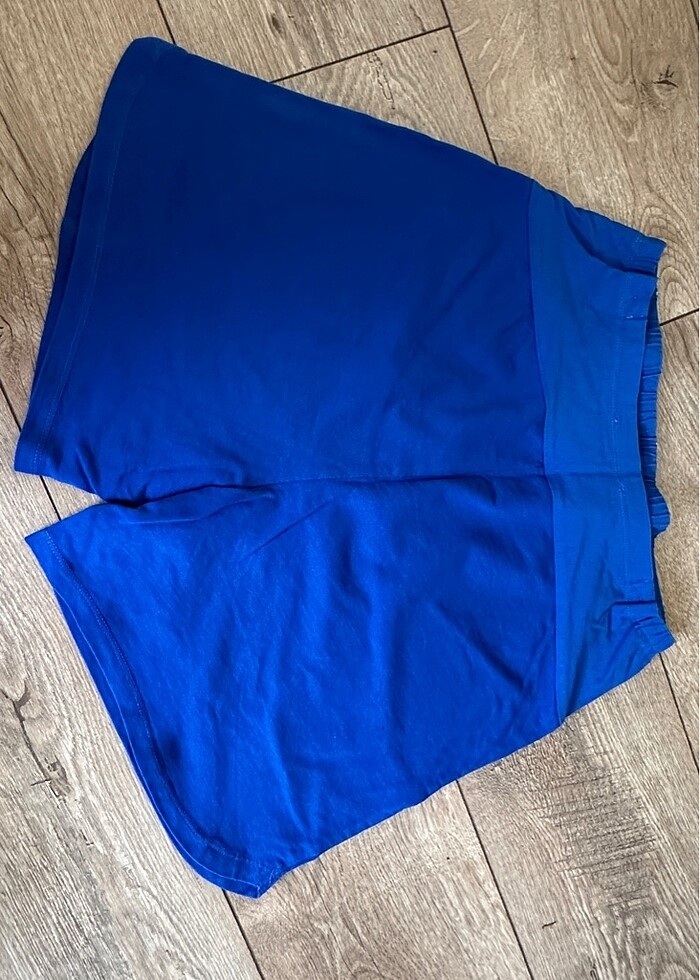 Lcwaikiki hamile penye şort - Görsel 2