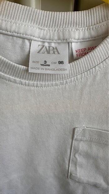4 Yaş Beden Zara erkek çocuk beyaz t shirt