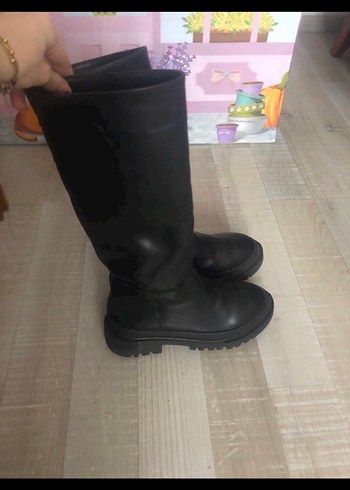Derimod Siyah Deri Dizüstü Stiletto Topuklu Bot