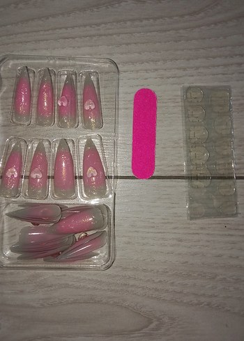Beden Renk Pembe Pastel Takma tırnak