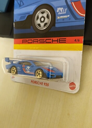 Hot wheels porsche 935