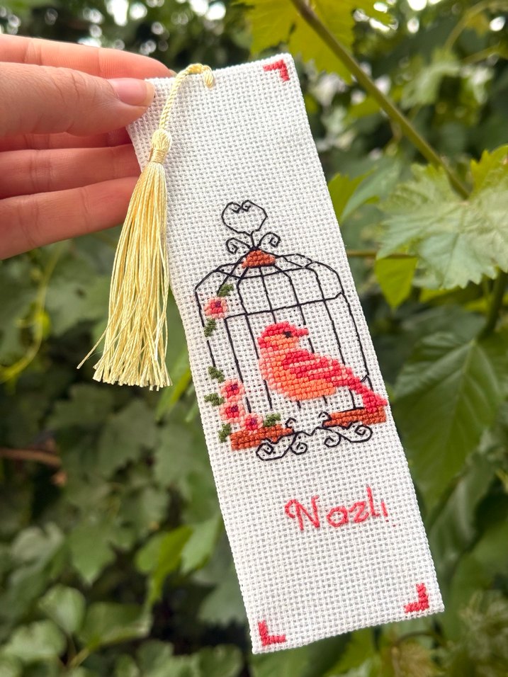 Kuş Desenli Kanaviçe Kitap Ayracı - Görsel 2