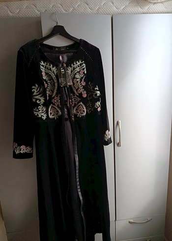 Abiye Nakışlı Siyah Süet Uzun kaftan