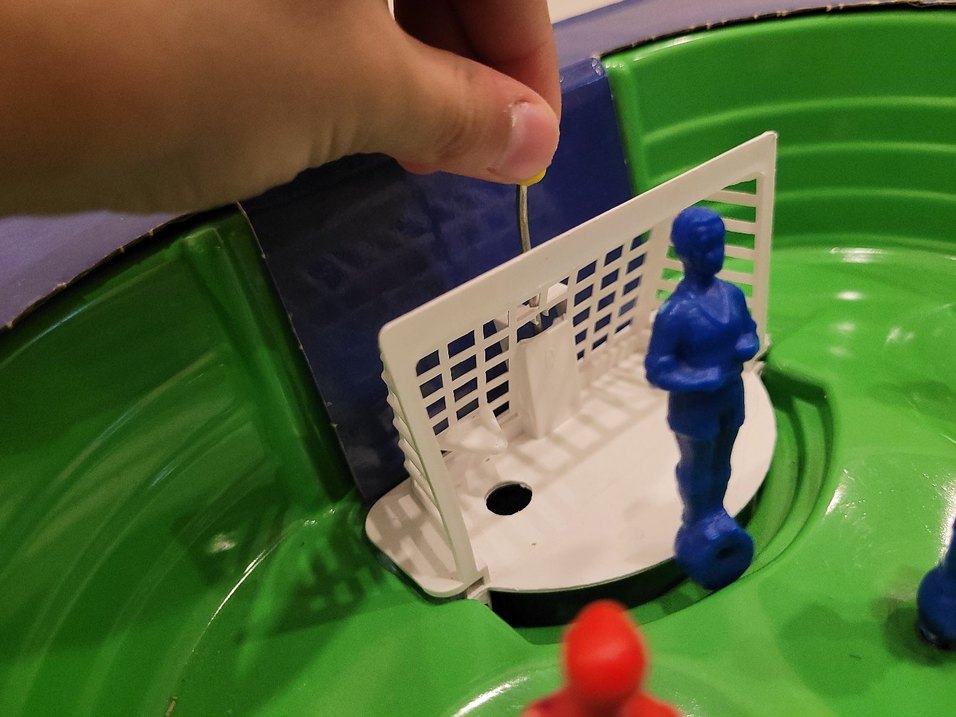 Renkli Mini Masa Futbolu Oyunu - Görsel 3