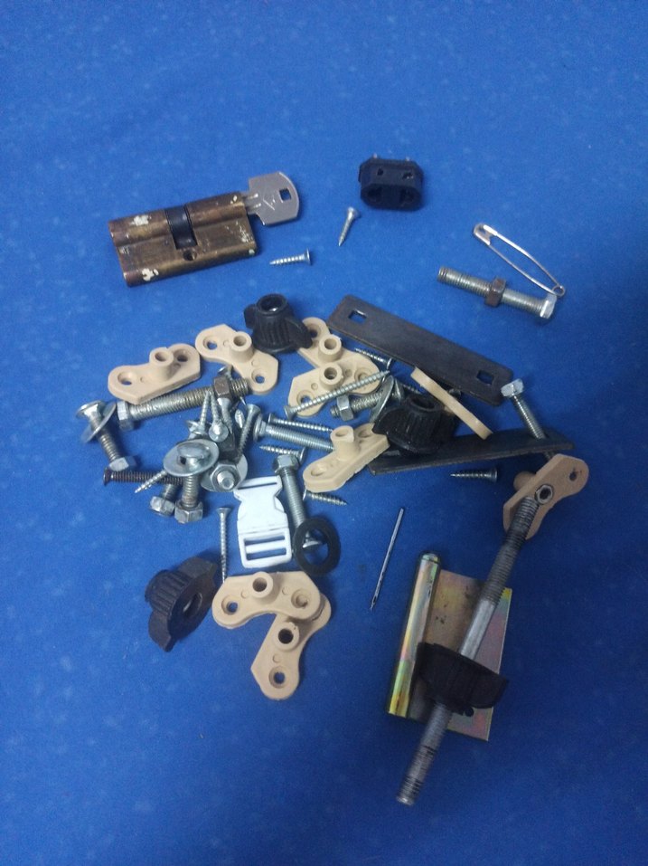 Mavi Zeminde Gri Model Kiti Parçaları - Görsel 2