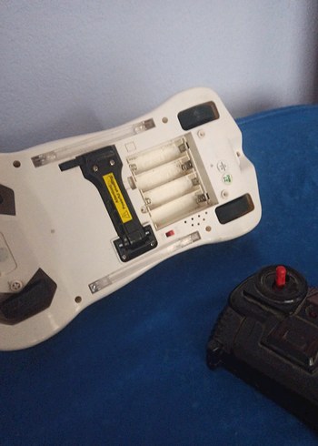 ben10 kumandalı araba - Görsel 2