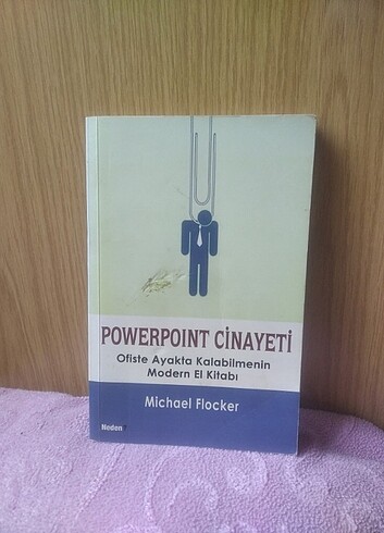 Beden OFİSTE AYAKTA KALABİLMENİN MODERN EL KİTABI