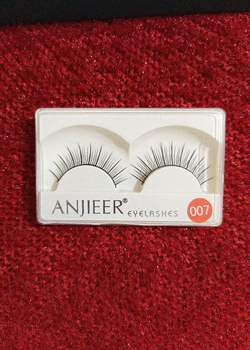 ANJIEER Siyah Parlak Takma Kirpik Seti - Görsel 4