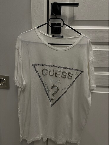 Guess Guess tshirt