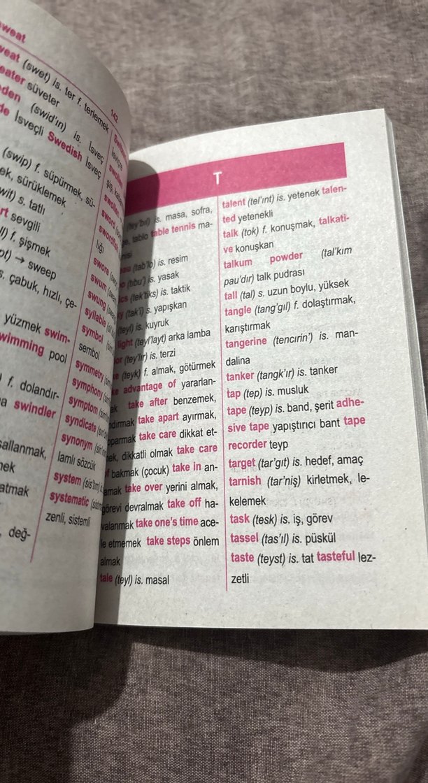 EMA İngilizce-Türkçe Sözlük Kitap - Görsel 4