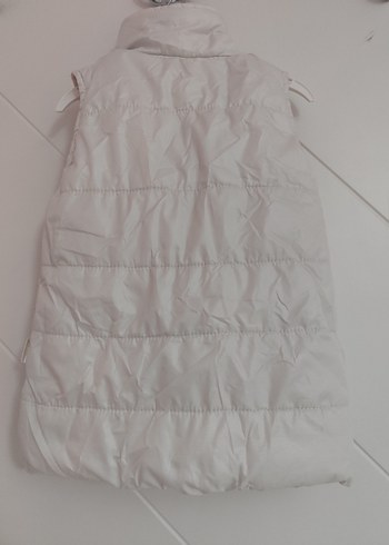 Kız Çocuk Beyaz Nakışlı Fermuarlı Yelek - Görsel 4