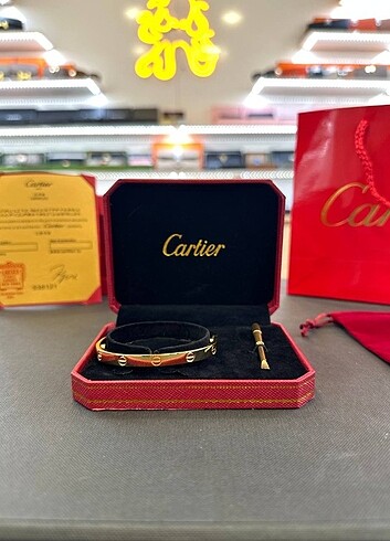 Cartier Gold Bilezik 