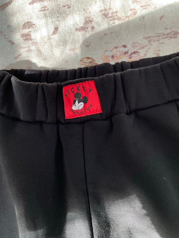 S beden Siyah Baskılı eşofman Bershka - Görsel 3