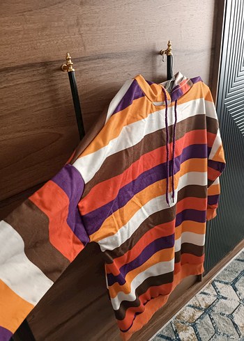 Renkli Oversize Kapüşonlu Tie-Dye Sweatshirt