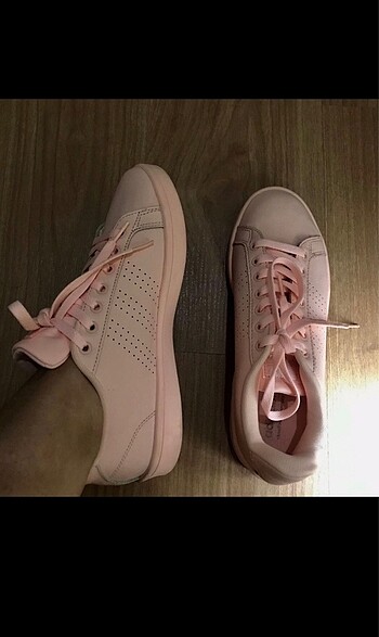 Adidas spor ayakkabı