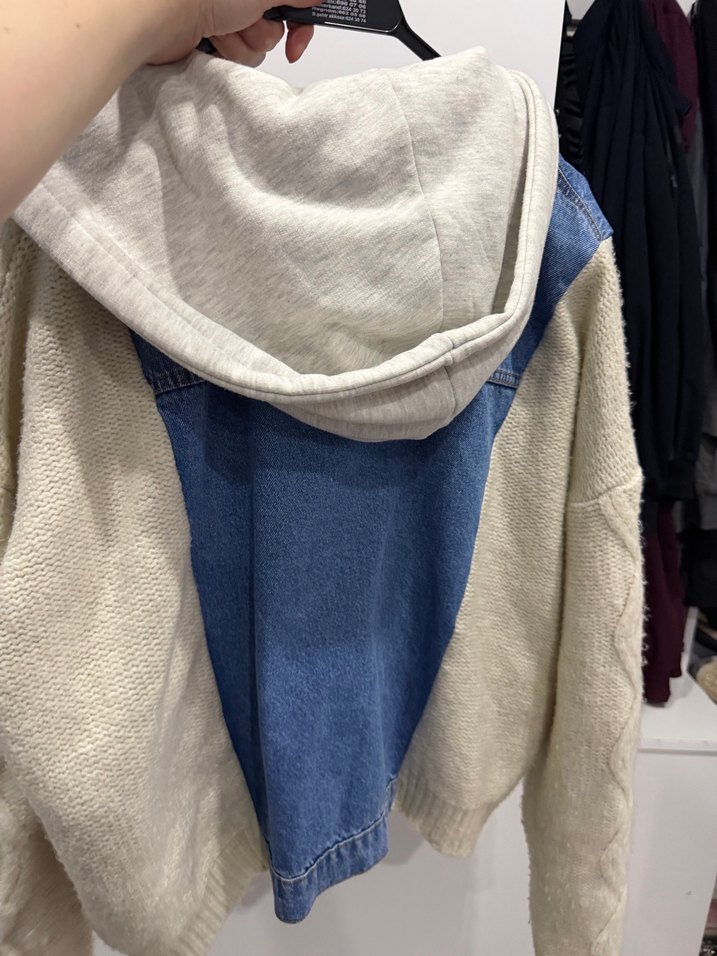 Düğmeli Mavi Kot ve Örgü Detaylı Kadın Ceket - Görsel 3