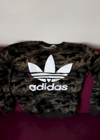 adidas Kamuflaj Desenli Kadın Sweatshirt