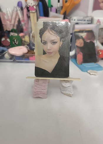 Lisa-Born Again Photocard