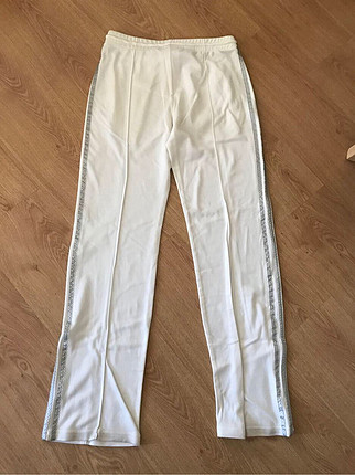 Adidas markasi