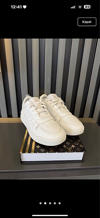 36,5 Beden Adidas spor ayakkabı