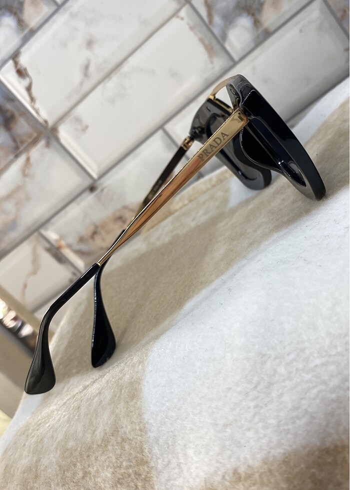 PRADA kadın güneş gözlüğü - Görsel 3