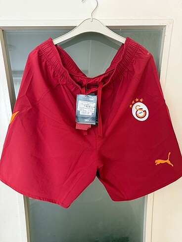 Galatasaray Profesyonel parcali Maç şortu Puma