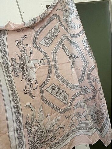 Burberry eşarp