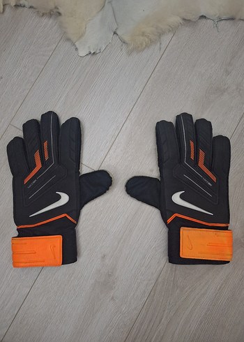 Nike Kaleci Eldiveni